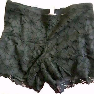 H&M Lace shorts.Super chic and fun.New with tag available in black and white.